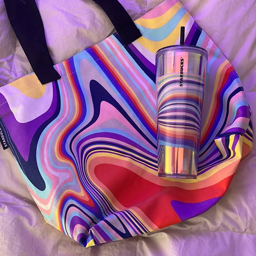 TARBUCKS exclusive swirl cup and matching tote bag 🍭